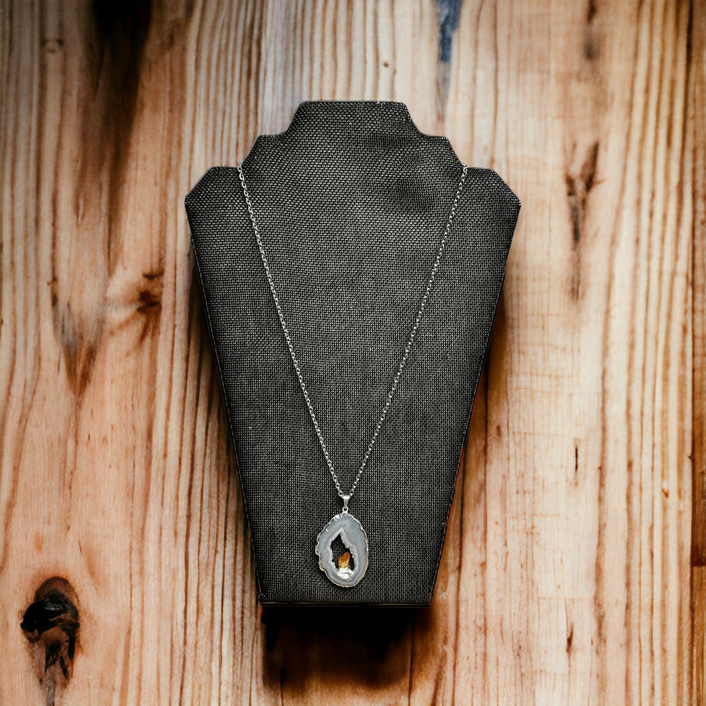 Druzy Agate with Crystal