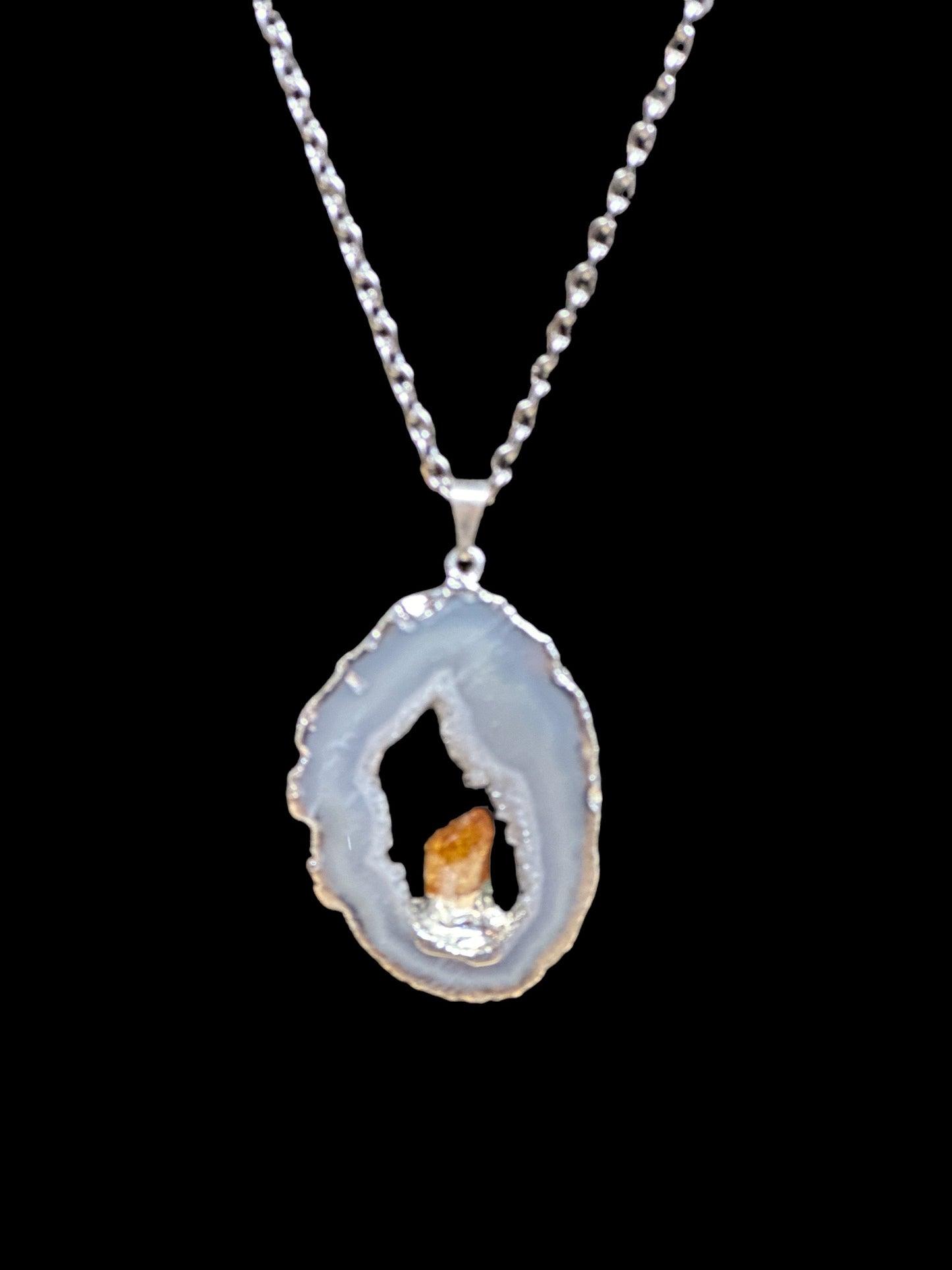 Druzy Agate with Crystal